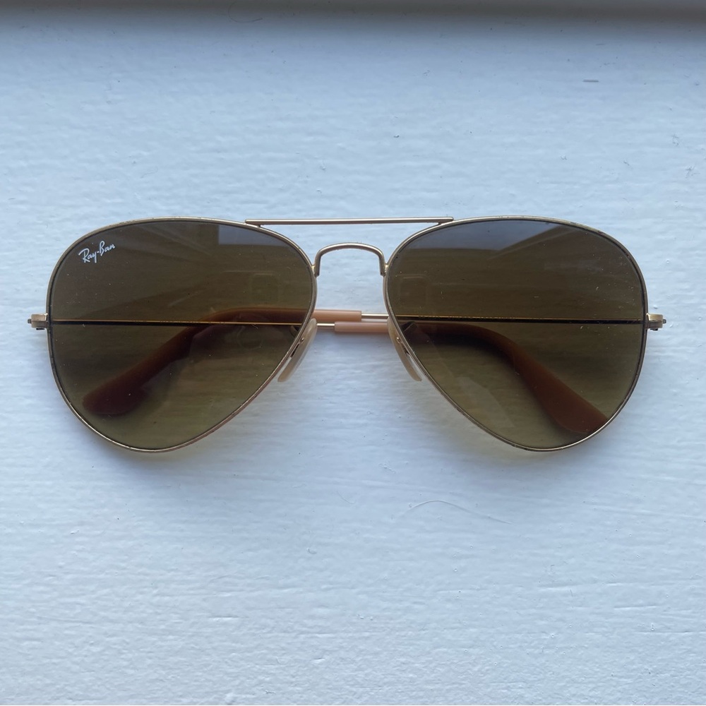 Ray-Ban Classic Gold Aviator Sunglasses